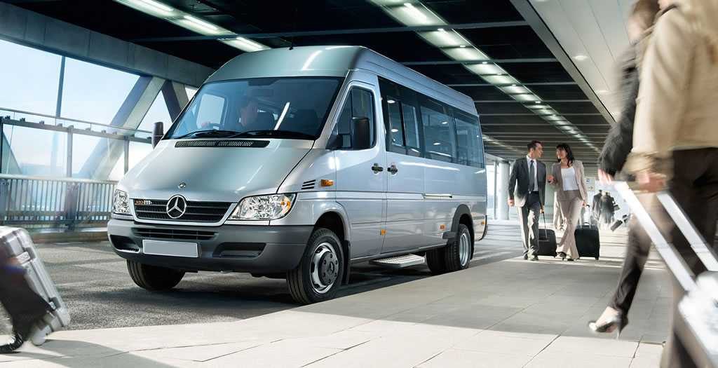 Hire a Wakefield minibus Low Cost